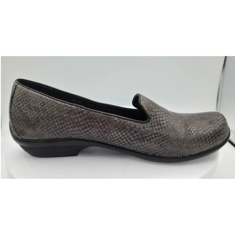 Dansko Aimee Grey Snakeskin Embossed Leather Loafers Slip On Shoes Womens 36